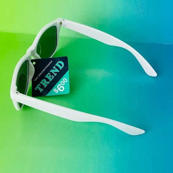 SG00698A Trend Sunglasses For Unisex Adult/Teens, 100% UVA/UVB Protection, White - Picture 3 of 7